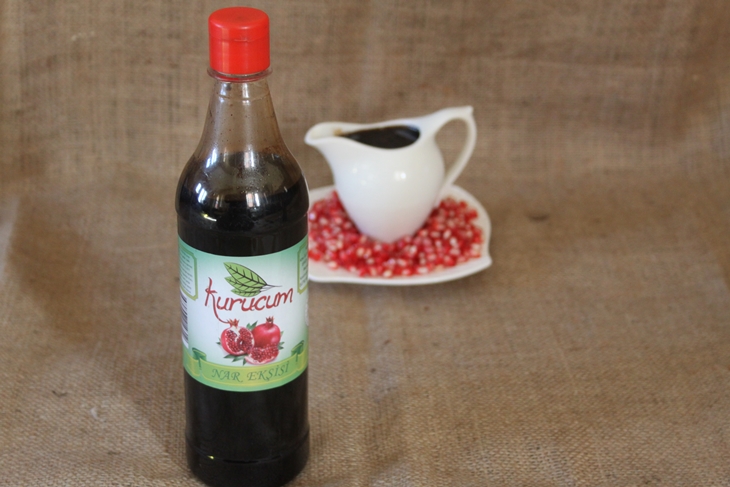 dried pomegranate-concentrated-5